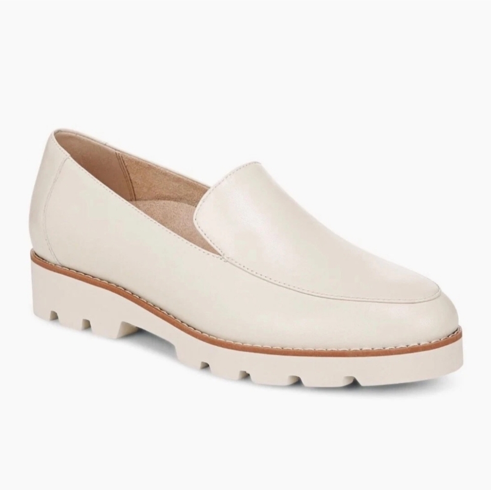 Vionic Ivory Leather Lug Sole Loafers